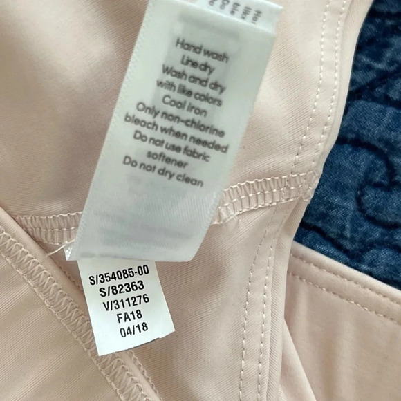 ATHLETA Pyramid Bra - Picture 6 of 6